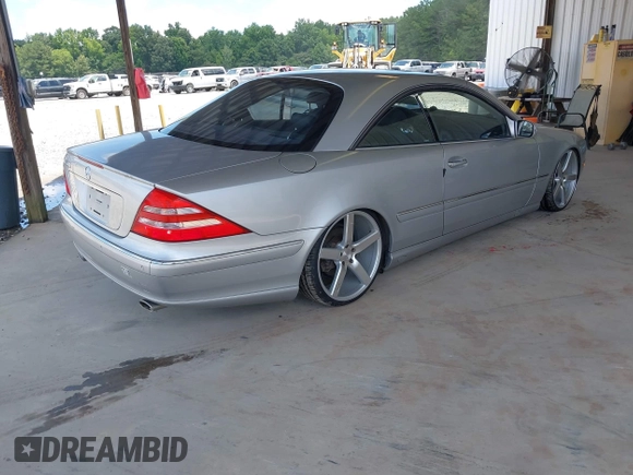 2002 Mercedes-Benz CL 500/600 z VIN WDBPJ75J32A018817, wystawiony jako IAAI lot #42535060 z przebiegiem Nie podano mil oraz . Historia ofert i sprzedaży dostępna na DreamBid. Obrazek 4.