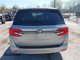 2024 Honda Odyssey Touring с VIN 5FNRL6H88RB046282, выставлен на аукционе IAAI как лот 42223669 с пробегом Не указан миль и . История ставок и продаж доступна на DreamBid. Изображение 16.