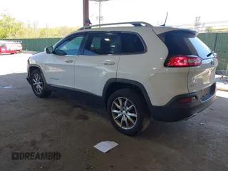 2018 Jeep Cherokee Limited z VIN 1C4PJMDB9JD549981, wystawiony jako IAAI lot #42157930 z przebiegiem 107 931 mil mil oraz . Historia ofert i sprzedaży dostępna na DreamBid. Obrazek 3.