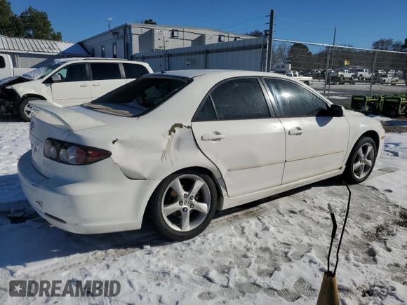 2008 Mazda 6 i Sport VE with VIN 1YVHP80C885M01294, listed as a Copart auction lot 88508995 with 239,017 mi miles and Salvage Title. Bid and sale history available at carsss.com. Image 3.