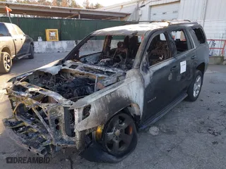 2019 Chevrolet Tahoe LT with VIN 1GNSKBKC3KR284087, listed as a IAAI auction lot 41345856 with 70,394 mi miles. Bid and sale history available at carsss.com. Image 6.