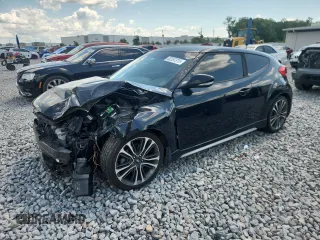 2016 Hyundai Veloster Turbo with VIN KMHTC6AE9GU271607, listed as a Copart auction lot 62257315 with 194,289 mi miles and Salvage title. Bid and sale history available at DreamBid. Image 1.