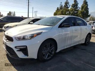 2020 Kia Forte GT-Line z VIN 3KPF34AD7LE246792, wystawiony jako Copart lot #53965515 z przebiegiem 61 494 mil mil oraz Szkoda całkowita • Salvage title. Historia ofert i sprzedaży dostępna na DreamBid. Obrazek 1.
