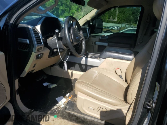 2017 Ford F-250 Lariat z VIN 1FT7W2BT6HEB84309, wystawiony jako Copart lot #57547225 z przebiegiem 150 467 mil mil oraz Szkoda całkowita • Salvage title. Historia ofert i sprzedaży dostępna na DreamBid. Obrazek 7.