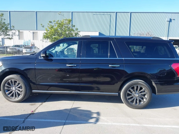 2021 Ford Expedition Max Limited with VIN 1FMJK1KT5MEA36959, listed as a IAAI auction lot 41699445 with 85,539 mi miles. Bid and sale history available at carsss.com. Image 14.