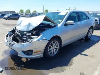 2011 Ford Fusion SEL with VIN 3FAHP0JA3BR281449, listed as a IAAI auction lot 42072472 with 1 mi miles. Bid and sale history available at carsss.com. Image 2.