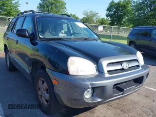 2005 Hyundai Santa Fe GLS with VIN KM8SC13D35U909673, listed as a IAAI auction lot 42545637 with 133,884 mi miles and . Bid and sale history available at DreamBid. Image 1.