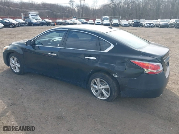 2014 Nissan Altima 2.5 SV with VIN 1N4AL3AP8EC420528, listed as a IAAI auction lot 41779180 with 88,628 mi miles. Bid and sale history available at carsss.com. Image 3.