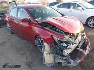 2016 Nissan Altima 2.5 SR with VIN 1N4AL3AP1GN377688, listed as a IAAI auction lot 41383449 with 125,662 mi miles. Bid and sale history available at carsss.com. Image 1.