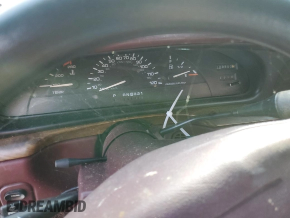 1994 Oldsmobile 88 z VIN 1G3HN52LXR4821055, wystawiony jako Copart lot #72764374 z przebiegiem 189 600 mil mil oraz Czysty tytuł • Clean title. Historia ofert i sprzedaży dostępna na DreamBid. Obrazek 9.