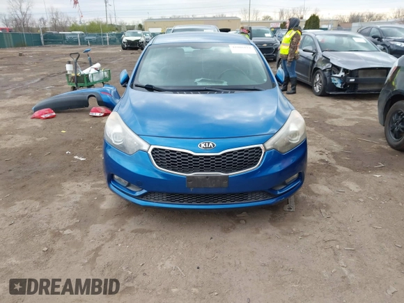2015 Kia Forte 5-Door EX with VIN KNAFX5A85F5304442, listed as a IAAI auction lot 41886814 with 111,564 mi miles. Bid and sale history available at carsss.com. Image 13.