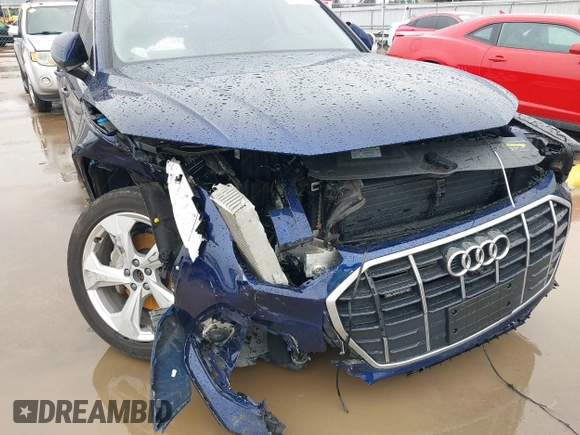2021 Audi Q5 Premium Plus with VIN WA1BAAFY5M2057078, listed as a IAAI auction lot 41542170 with 37,519 mi miles. Bid and sale history available at carsss.com. Image 6.