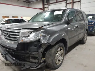 2012 Honda Pilot LX with VIN 5FNYF4H21CB085788, listed as a IAAI auction lot 41690873 with 125,165 mi miles and . Bid and sale history available at carsss.com. Image 6.