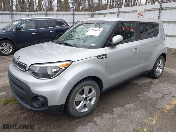 2019 Kia Soul with VIN KNDJN2A25K7687262, listed as a IAAI auction lot 42022198 with 100,727 mi miles. Bid and sale history available at carsss.com. Image 17.