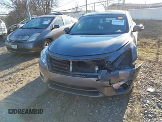 2015 Nissan Altima 2.5 with VIN 1N4AL3AP8FN357565, listed as a IAAI auction lot 41661420 with 167,530 mi miles and . Bid and sale history available at DreamBid. Image 6.