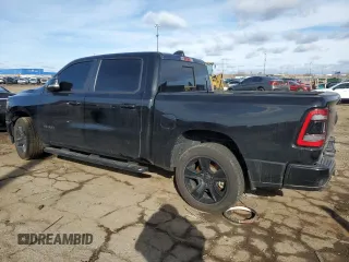 2020 Ram 1500 Big Horn z VIN 1C6SRFFTXLN313316, wystawiony jako Copart lot #50464845 z przebiegiem 67 811 mil mil oraz Szkoda całkowita • Salvage title. Historia ofert i sprzedaży dostępna na DreamBid. Obrazek 2.