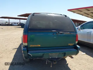 1996 Oldsmobile Bravada z VIN 1GHDT13W5T2711291, wystawiony jako IAAI lot #42502672 z przebiegiem 219 062 mil mil oraz . Historia ofert i sprzedaży dostępna na DreamBid. Obrazek 13.