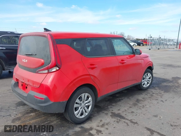 2022 Kia Soul LX with VIN KNDJ23AU4N7157451, listed as a IAAI auction lot 41659563 with 39,250 mi miles. Bid and sale history available at carsss.com. Image 4.