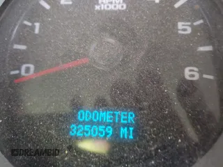 2007 Chevrolet Silverado 1500 LT w/1LT with VIN 2GCEC19J671591822, listed as a IAAI auction lot 41841804 with 325,059 mi miles. Bid and sale history available at carsss.com. Image 15.