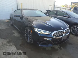 2023 BMW 8 Series 840i with VIN WBAAE2C04PCL62366, listed as a Copart auction lot 55849624 with 21,565 mi miles. Bid and sale history available at carsss.com. Image 4.
