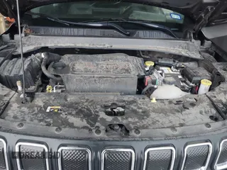 2022 Jeep Compass Latitude with VIN 3C4NJDBB1NT223599, listed as a IAAI auction lot 42181714 with 52,071 mi miles and . Bid and sale history available at DreamBid. Image 10.