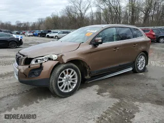 2010 Volvo XC60 3.0T with VIN YV4992DZ1A2021007, listed as a Copart auction lot 52097875 with 0 mi miles and Salvage Title. Bid and sale history available at carsss.com. Image 1.