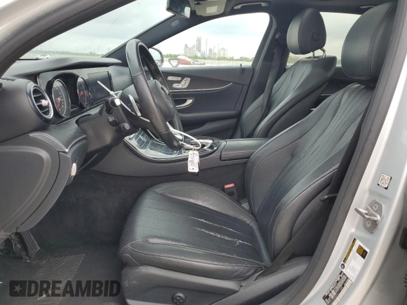 2017 Mercedes-Benz E 300 Luxury with VIN WDDZF4KB9HA111394, listed as a Copart auction lot 54847815 with 130,269 mi miles and Clean Title. Bid and sale history available at DreamBid. Image 7.