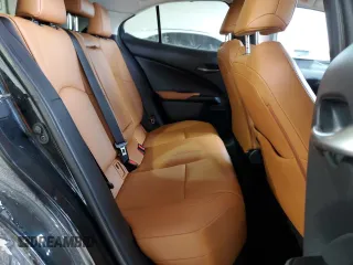 2020 Lexus UX 200 z VIN JTHP3JBHXL2026160, wystawiony jako Copart lot #45678145 z przebiegiem 47 783 mil mil oraz Szkoda całkowita • Salvage title. Historia ofert i sprzedaży dostępna na DreamBid. Obrazek 11.