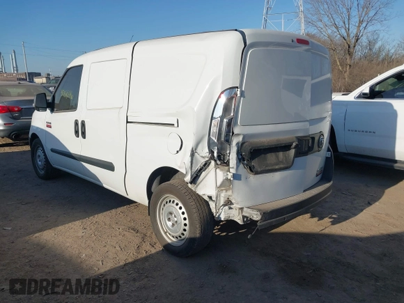 2019 Ram ProMaster City Cargo Tradesman z VIN ZFBHRFAB8K6L98752, wystawiony jako IAAI lot #41768646 z przebiegiem 142 970 mil mil oraz . Historia ofert i sprzedaży dostępna na DreamBid. Obrazek 3.