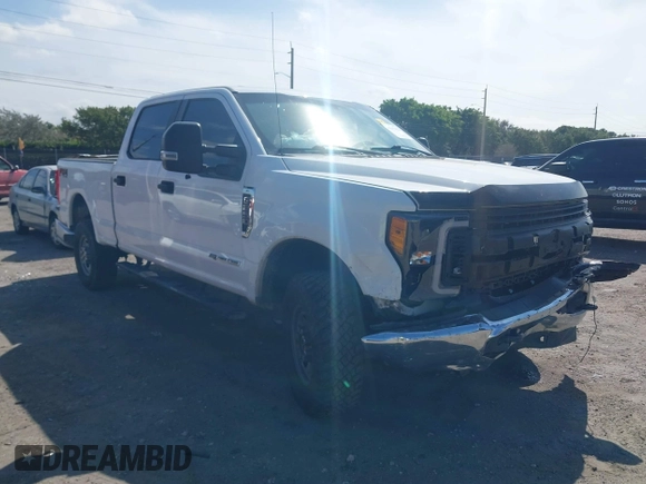 2017 Ford F-250 Lariat with VIN 1FT7W2BT2HED84443, listed as a IAAI auction lot 41647802 with 204,334 mi miles and . Bid and sale history available at DreamBid. Image 1.