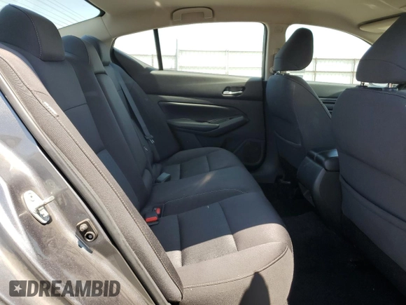 2019 Nissan Altima S z VIN 1N4BL4BVXKC249851, wystawiony jako Copart lot #57879115 z przebiegiem 111 561 mil mil oraz Szkoda całkowita • Salvage title. Historia ofert i sprzedaży dostępna na DreamBid. Obrazek 10.