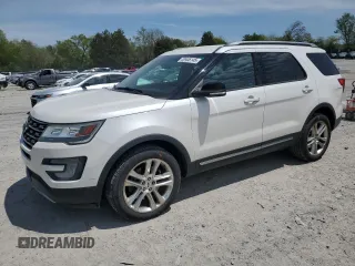 2017 Ford Explorer XLT with VIN 1FM5K8D84HGB59052, listed as a Copart auction lot 53406145 with 107,031 mi miles and Salvage Title. Bid and sale history available at carsss.com. Image 1.