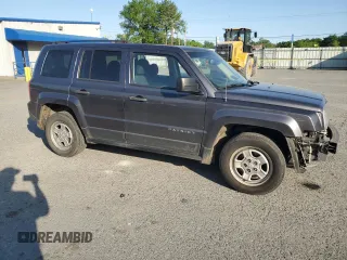 2017 Jeep Patriot Sport with VIN 1C4NJPBA2HD102356, listed as a Copart auction lot 52963505 with 127,071 mi miles and Salvage Title. Bid and sale history available at DreamBid. Image 4.
