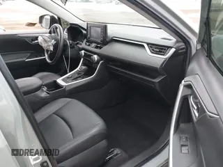 2022 Toyota RAV4 Hybrid XLE Premium with VIN 4T3B6RFV8NU102695, listed as a IAAI auction lot 42385078 with 35,614 mi miles and . Bid and sale history available at DreamBid. Image 5.