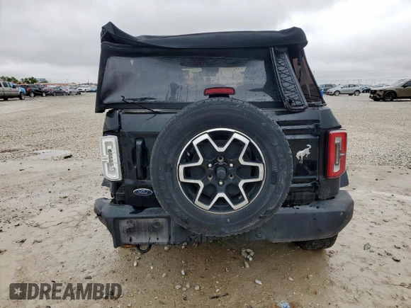 2022 Ford Bronco with VIN 1FMDE5DH1NLB77321, listed as a Copart auction lot 51923395 with 27,016 mi miles and Salvage Title. Bid and sale history available at carsss.com. Image 6.