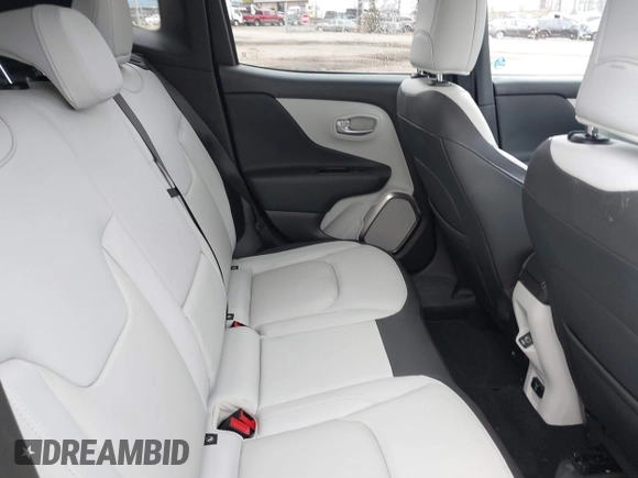 2018 Jeep Renegade Limited z VIN ZACCJBDB4JPH11505, wystawiony jako IAAI lot #41749500 z przebiegiem 75 494 mil mil oraz . Historia ofert i sprzedaży dostępna na DreamBid. Obrazek 8.