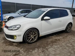 2011 Volkswagen GTI w/Sunroof PZEV z VIN WVWED7AJ0BW184172, wystawiony jako Copart lot #54663945 z przebiegiem 171 726 mil mil oraz Czysty tytuł • Clean title. Historia ofert i sprzedaży dostępna na DreamBid. Obrazek 1.