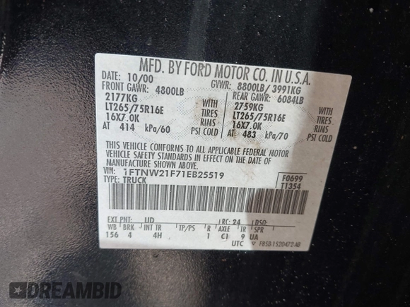 2001 Ford Super Duty F-250 XL with VIN 1FTNW21F71EB25519, listed as a IAAI auction lot 41501368 with 277,130 mi miles. Bid and sale history available at carsss.com. Image 9.