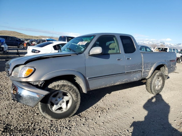 2001 Toyota Tundra Ltd with VIN 5TBBT48101S209184, listed as a Copart auction lot 46708325 with 189,174 mi miles and Salvage Title. Bid and sale history available at carsss.com. Image 1.