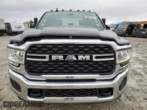 2022 Ram 3500 Tradesman with VIN 3C63RPGL4NG291334, listed as a Copart auction lot 80863244 with 6,181 mi miles and Salvage Title. Bid and sale history available at carsss.com. Image 5.