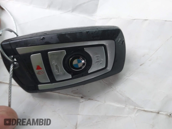 2020 BMW M2 Competition z VIN WBS2U7C05L7E24573, wystawiony jako IAAI lot #41688525 z przebiegiem 18 909 mil mil oraz . Historia ofert i sprzedaży dostępna na DreamBid. Obrazek 11.