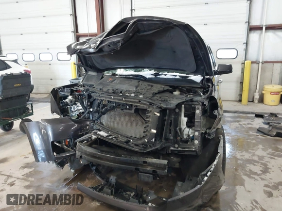 2016 GMC Yukon Denali with VIN 1GKS2CKJ8GR215954, listed as a IAAI auction lot 41362739 with 143,982 mi miles. Bid and sale history available at carsss.com. Image 11.