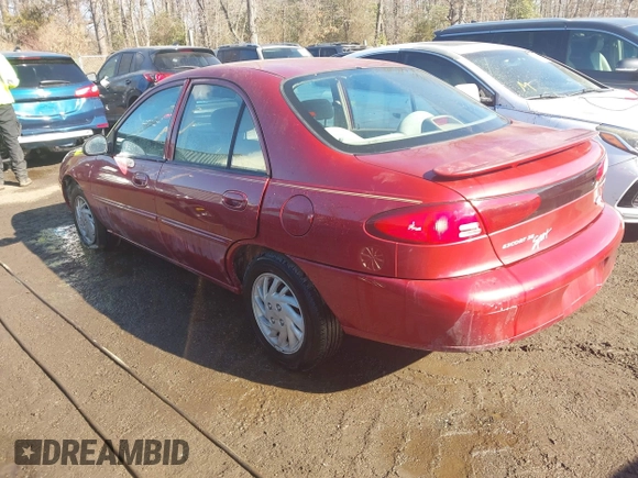 1999 Ford Escort SE z VIN 1FAFP13P6XW180845, wystawiony jako IAAI lot #41398242 z przebiegiem 59 300 mil mil oraz . Historia ofert i sprzedaży dostępna na DreamBid. Obrazek 3.