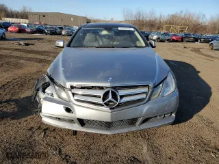 2011 Mercedes-Benz E-Class E 350 with VIN WDDKJ5GB3BF082936, listed as a Copart auction lot 42123185 with 196,361 mi miles and Salvage Title. Bid and sale history available at carsss.com. Image 5.