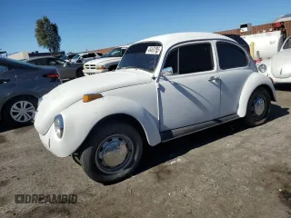 1971 Volkswagen Beetle with VIN 1112647256, listed as a Copart auction lot 46463125 with 90,558 mi miles and Clean Title. Bid and sale history available at DreamBid. Image 1.