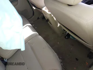 2011 Ford Escape Limited с VIN 1FMCU0EG8BKB72433, выставлен на аукционе IAAI как лот 42225233 с пробегом 177 319 миль миль и . История ставок и продаж доступна на DreamBid. Изображение 8.