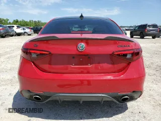 2018 Alfa Romeo Giulia Ti Sport with VIN ZARFAECN7J7589588, listed as a Copart auction lot 48062563 with 65,303 mi miles. Bid and sale history available at carsss.com. Image 6.