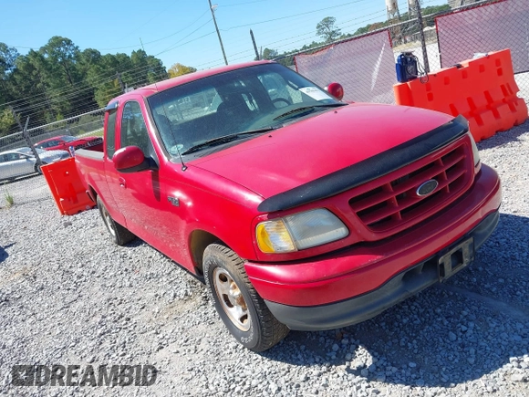 2000 Ford F-150 XL with VIN 1FTZX1720YNB27491, listed as a IAAI auction lot 41469775 with 108,243 mi miles. Bid and sale history available at carsss.com. Image 1.