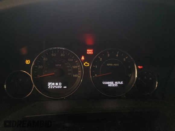 2010 Jeep Commander Sport z VIN 1J4RG4GK2AC158450, wystawiony jako Copart lot #46210865 z przebiegiem 222 500 mil mil oraz Szkoda całkowita • Salvage title. Historia ofert i sprzedaży dostępna na DreamBid. Obrazek 9.