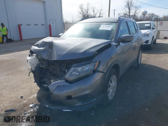 2016 Nissan Rogue SV with VIN 5N1AT2MT4GC880023, listed as a IAAI auction lot 41770822 with 174,843 mi miles. Bid and sale history available at carsss.com. Image 2.